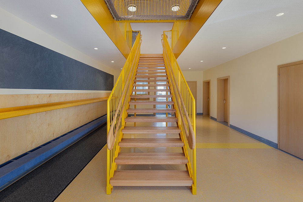 03 DSC7167-1_CROP.jpg